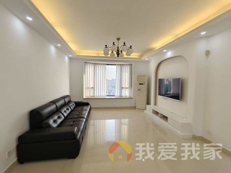 南昌我爱我家洪城比华利 南北通透，采光好 装修好，环镜优美 近地铁 视野好，诚心出售