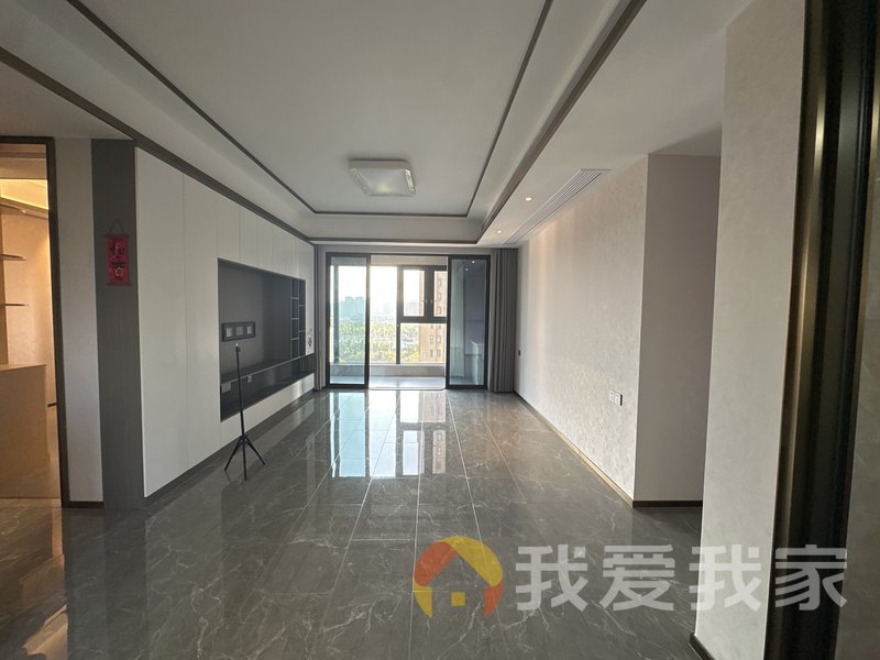 南昌我爱我家名城紫金轩（银河湾花园） 南北通透，采光好 装修好，环镜优美 周边匹套完善，，出行方便