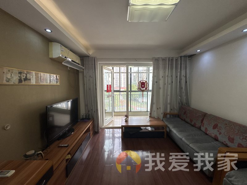 南昌我爱我家高新大道满庭春 南北通透，采光好 装修好，环镜优美 视野好，诚心出售