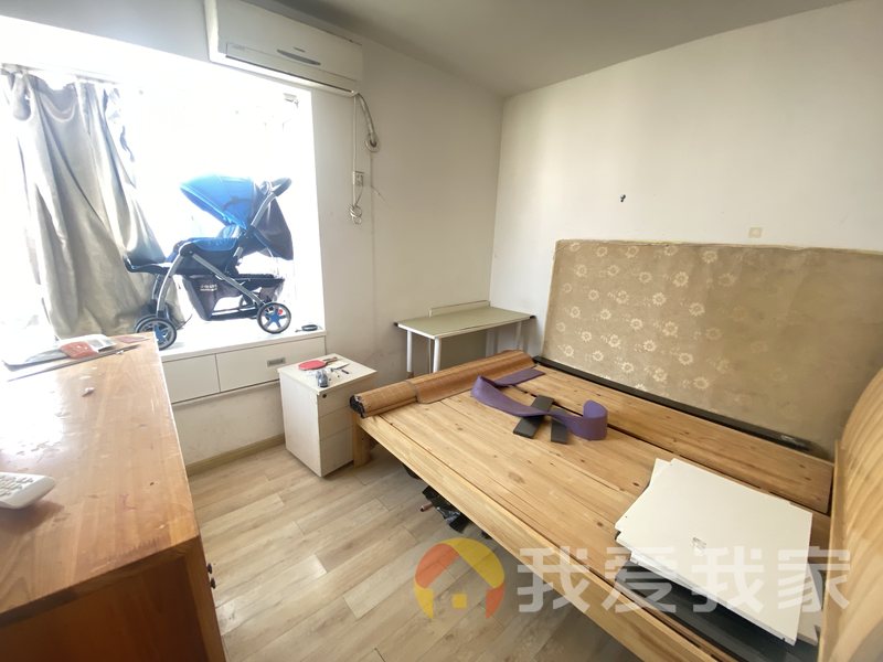 南昌我爱我家万达星城瑞星苑 南北通透，采光好 装修好，环镜优美 近地铁 视野好，诚心出售