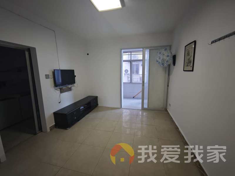 南昌我爱我家绳金塔街 南北通透，采光好 装修好，环镜优美 近地铁 中间楼层