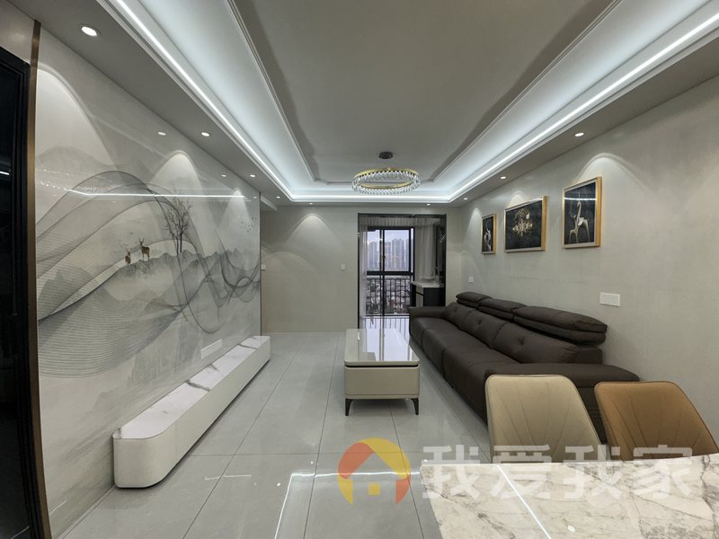 南昌我爱我家银亿上尚城三期 南北通透，采光好 装修好，环镜优美 视野好，诚心出售