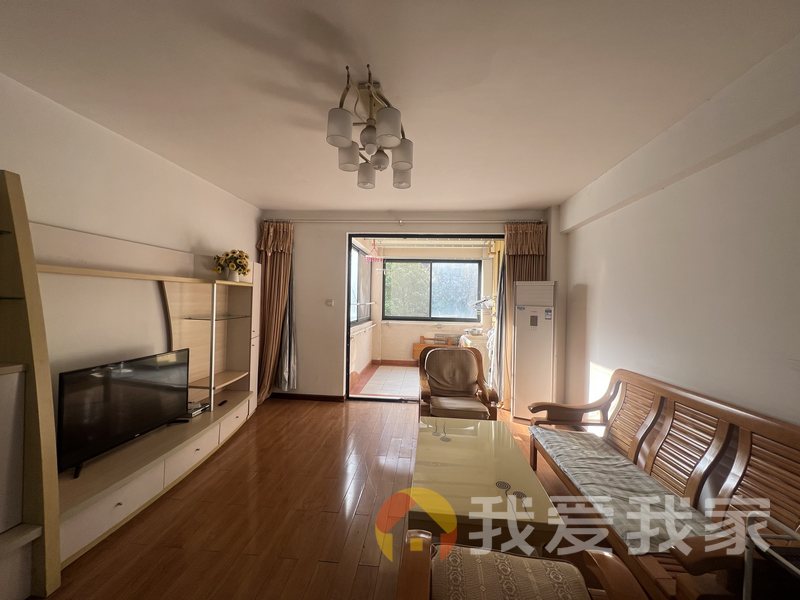 南昌我爱我家万科四季花城北区丹桂苑 南北通透，采光好 装修好，环镜优美 近地铁 视野好，诚心出售