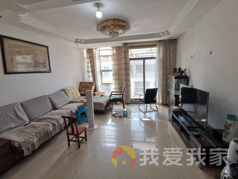 南昌我爱我家东方塞纳 南北通透，采光好 装修好，环镜优美 近地铁 视野好，诚心出售