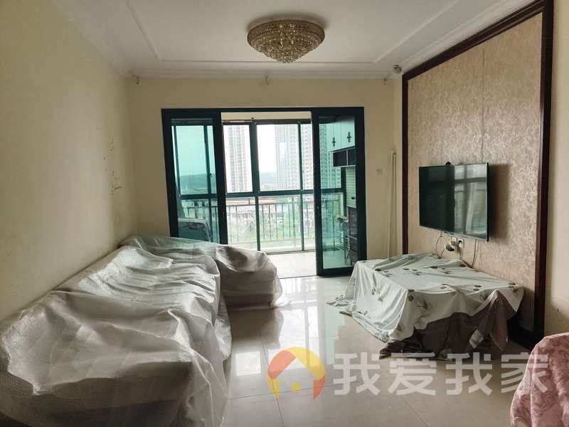 南昌我爱我家恒大绿洲三期 南北通透，采光好 装修好，环镜优美 视野好，诚心出售