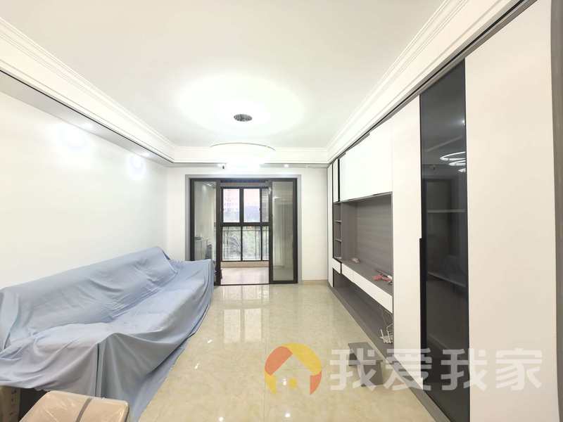 南昌我爱我家联发君悦湖 南北通透，采光好 装修好，环镜优美 周边匹套完善，，出行方便