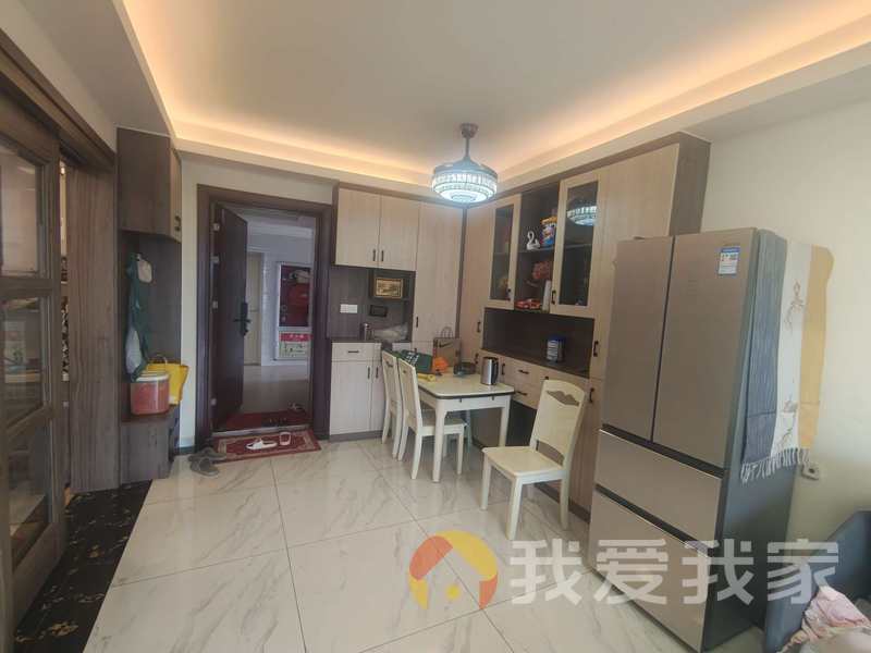 南昌我爱我家伟象碧桂园锦上 南北通透，采光好 装修好，环镜优美 视野好，诚心出售