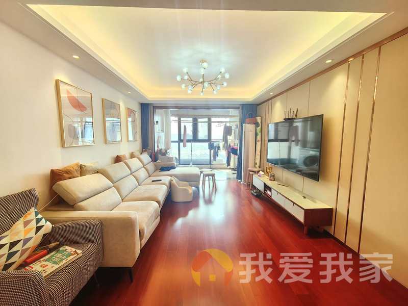 南昌我爱我家新力琥珀园二期 南北通透，采光好 装修好，环镜优美 视野好，诚心出售