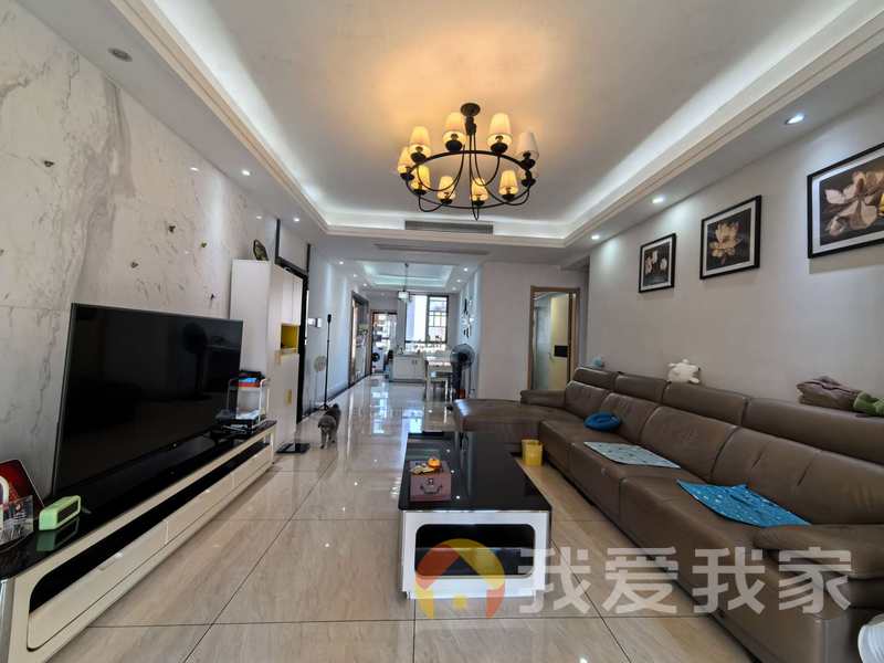 南昌我爱我家艾溪康桥 南北通透，采光好 装修好，环镜优美 中间楼层