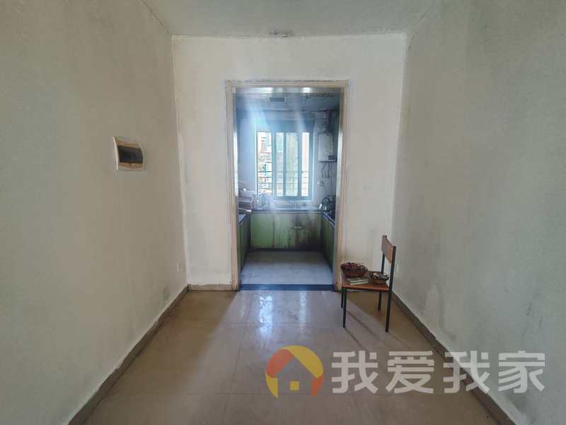 南昌我爱我家正荣大湖之都观澜郡 南北通透，采光好 近地铁 视野好，诚心出售