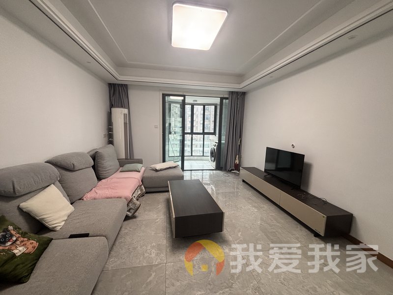 南昌我爱我家世纪中央城 南北通透，采光好 装修好，环镜优美 近地铁 视野好，诚心出售