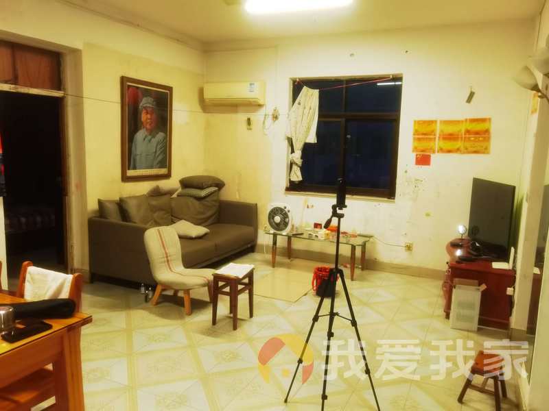 南昌我爱我家上凤凰坡 南北通透，采光好 近地铁 视野好，诚心出售