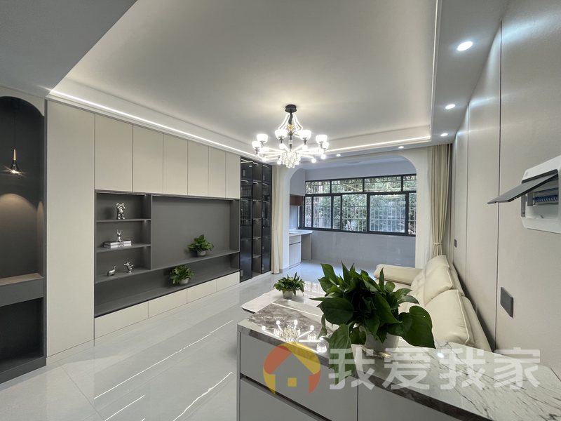 景江豪城二期田沁园 户型方正，采光好 装修好，环镜优美 周边匹套完善，，出行方便