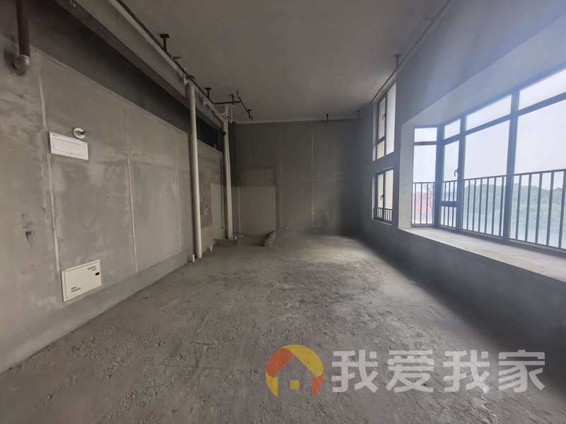 南部美的城 户型方正，采光好 视野好，诚心出售