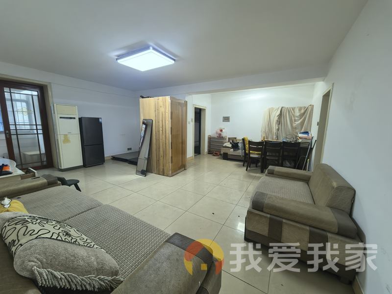 江山花园 户型方正，采光好 近地铁 视野好，诚心出售