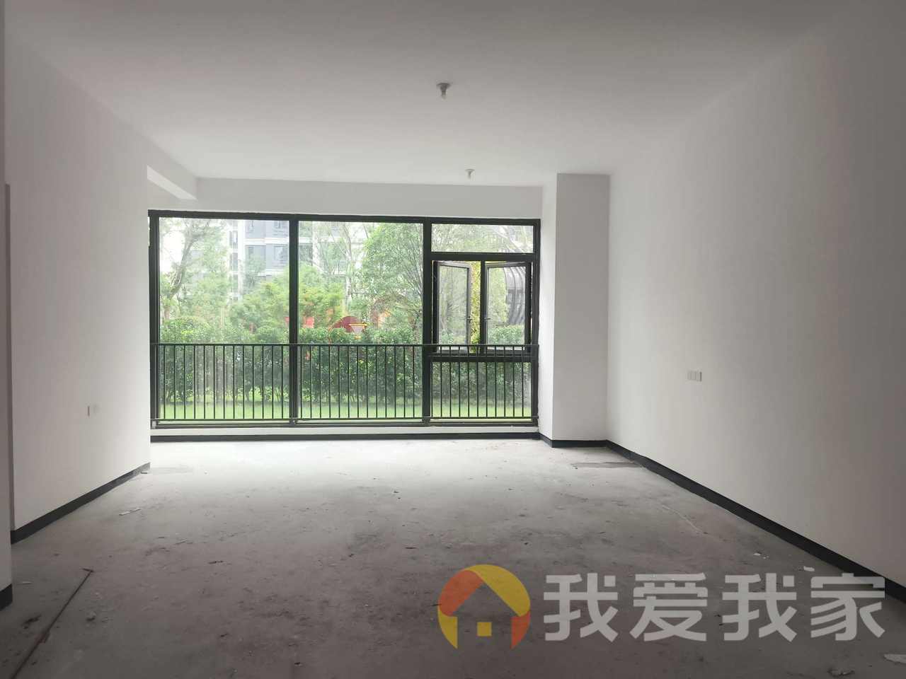 保利琅悦 户型方正，采光好 周边匹套完善，，出行方便