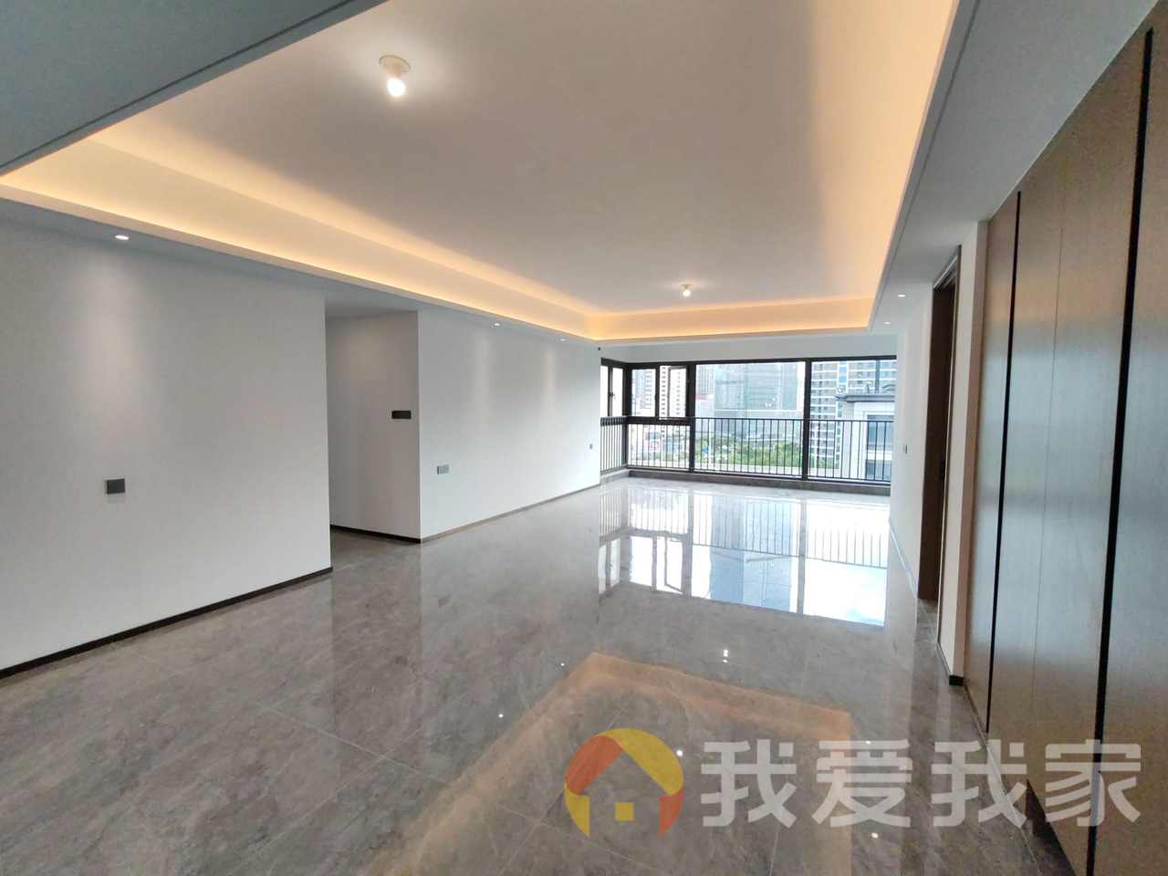 保利琅悦 户型方正，采光好 装修好，环镜优美 视野好，诚心出售