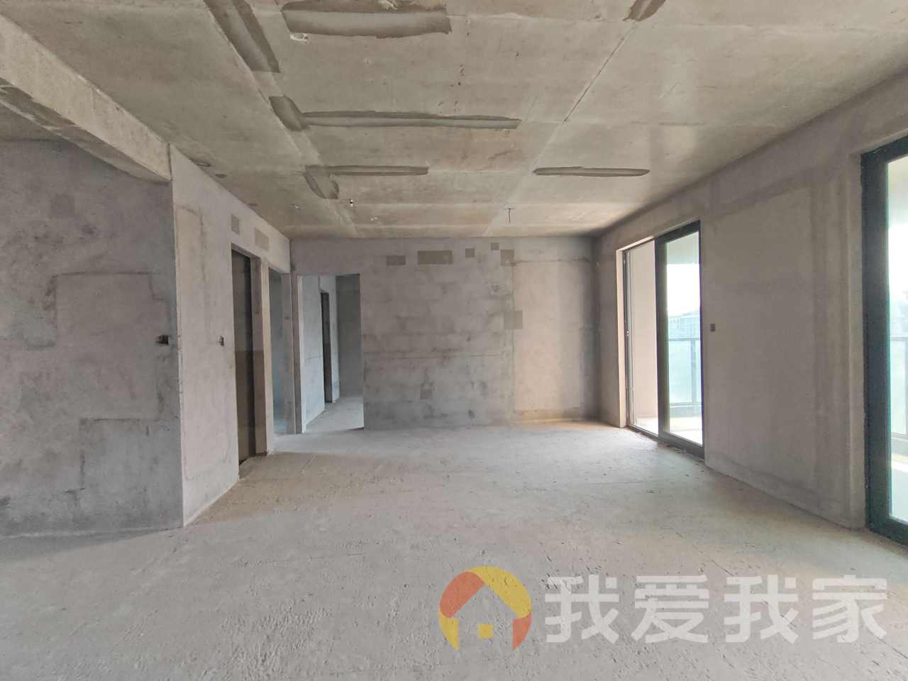 西湖宸央（宸央府） 户型方正，采光好 视野好，诚心出售