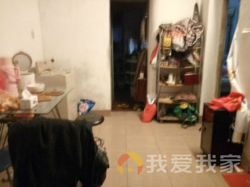 南昌我爱我家大士院北区（二区） 南北通透，采光好 视野好，诚心出售