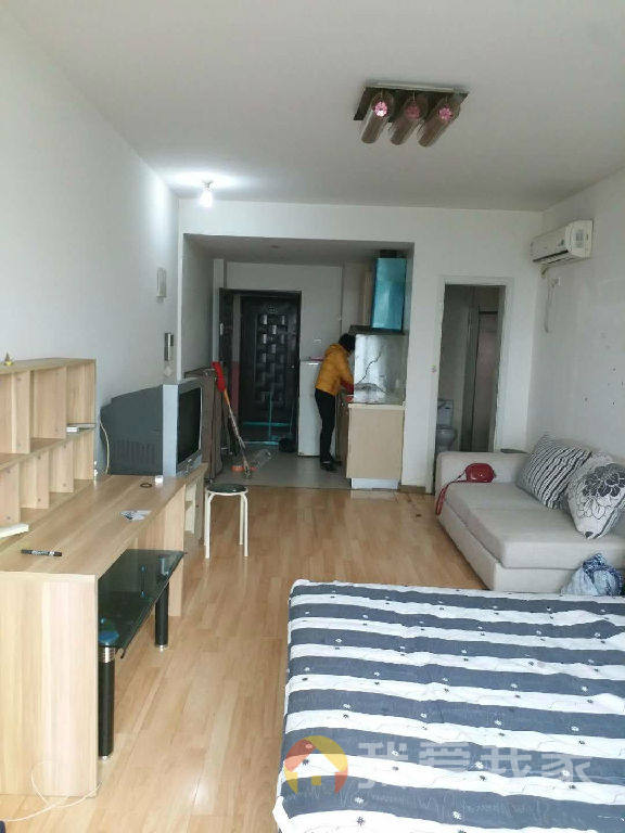 南昌我爱我家青山湖香寓（威达商住楼） 南北通透，采光好 装修好，环镜优美 周边匹套完善，，出行方便
